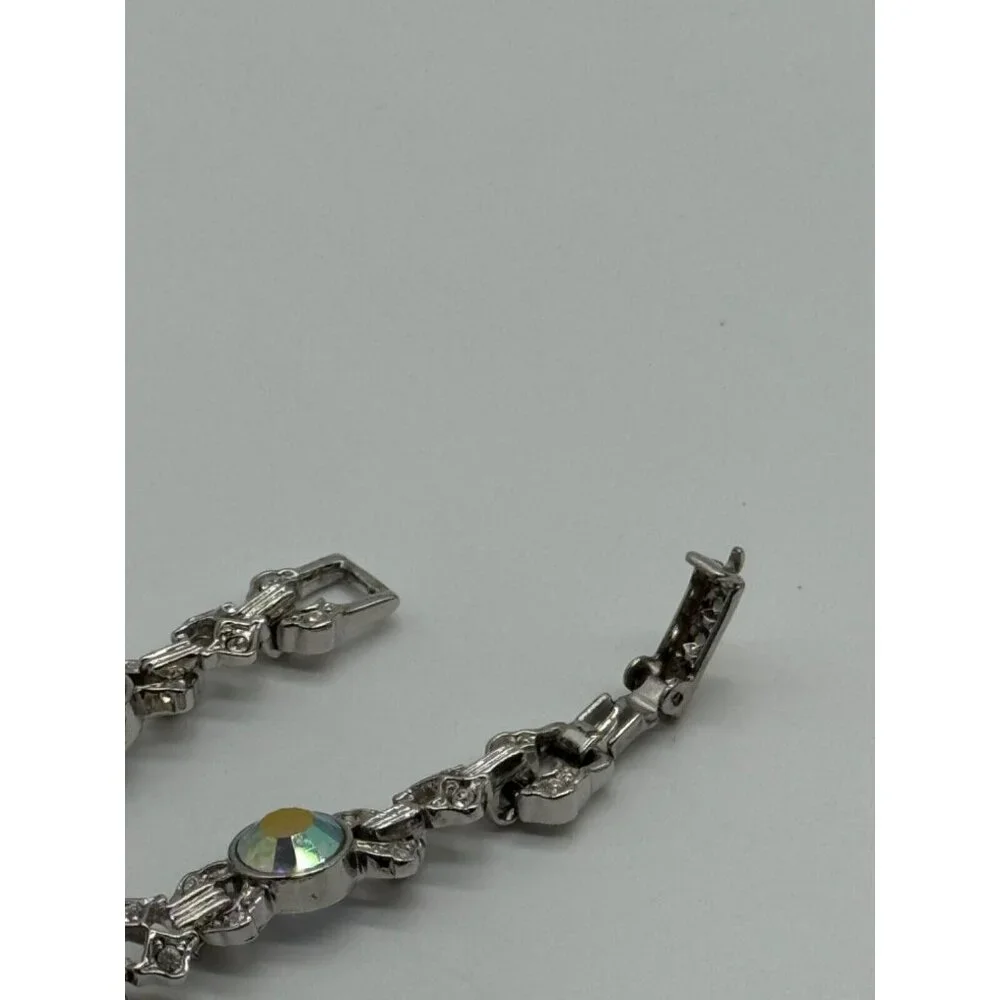 Nolan Miller Glamour Collection Roxanne AB‎ Rhinestone Silver Tone Necklace
